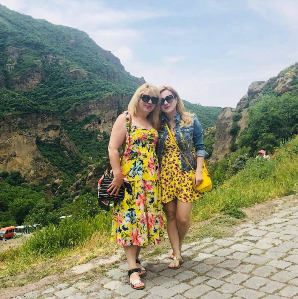 Meet your Posher, Julia